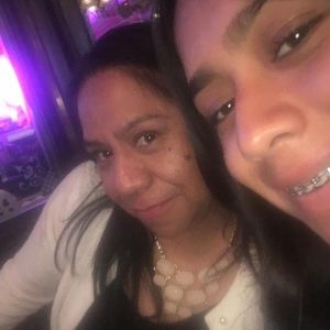 Meet your Posher, Ines